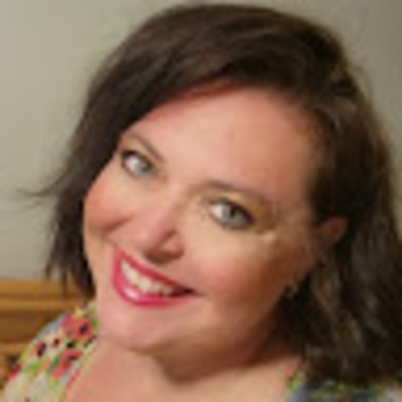 Meet your Posher, Michelle - Picture 1 of 1